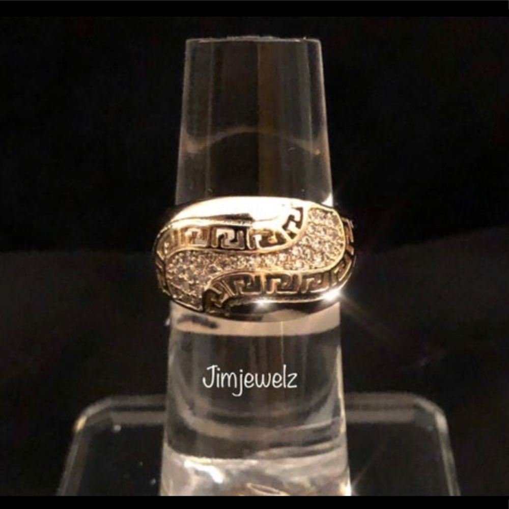 MADUSA ring